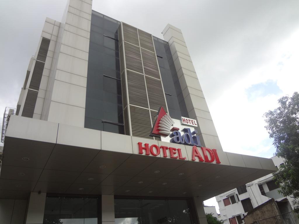 Hotel Adi Nagpur Exterior foto